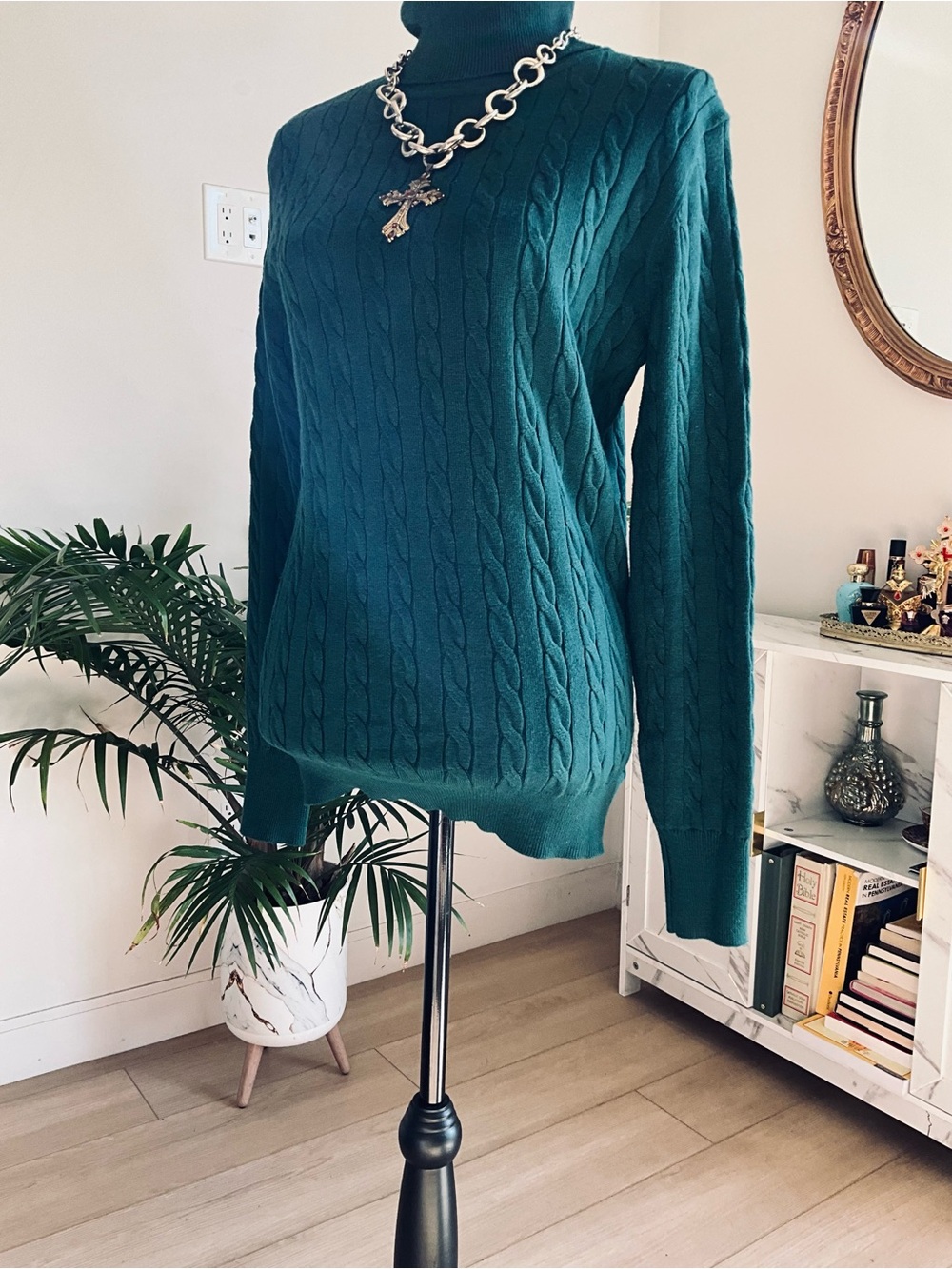 Green Pine Sweater - Picture 10 of 11